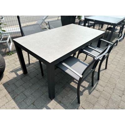 Ensemble de jardin anthracite : table Danli fixe en céramique 160X90CM + 4 fauteuils Beja